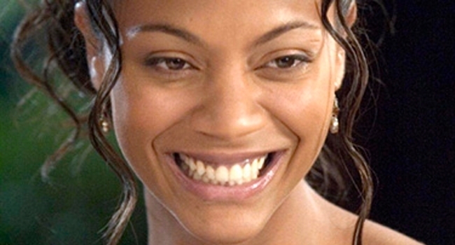 Zoe Saldana protagonizará “Nina”, biopic de la cantante de soul
