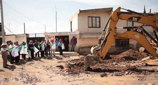 Con inversión de 2 mdp, inicia pavimentación de calle en Ocoyucan. Foto: Especial