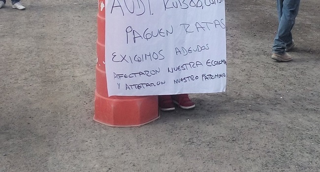 Nuevamente, contratistas de Audi bloquean accesos; exigen pagos. Foto: Twitter