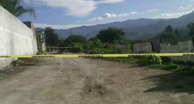 En Tehuacán, en terrenos de cultivo encuentran a tres ejecutados. Foto: Néstor Jiménez - EsImagen