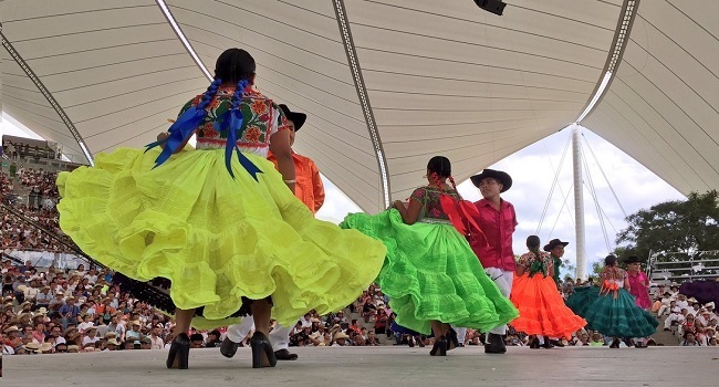 Sin contratiempos inicia Guelaguetza 2016. Foto: Twitter