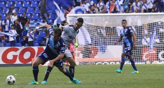 El Club Puebla FC abre el marcador sobre su rival Querétaro FC, con gol de Jerónimo Amione, en la jornada 3 de la Copa MX, en el estadio Cuauhtémoc