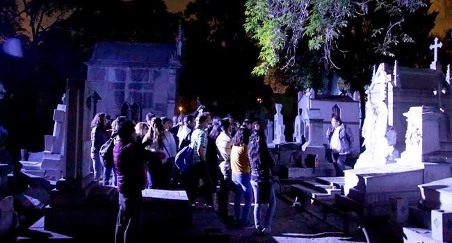 Vuelven visitas guiadas a Panteón Municipal por Día de Muertos