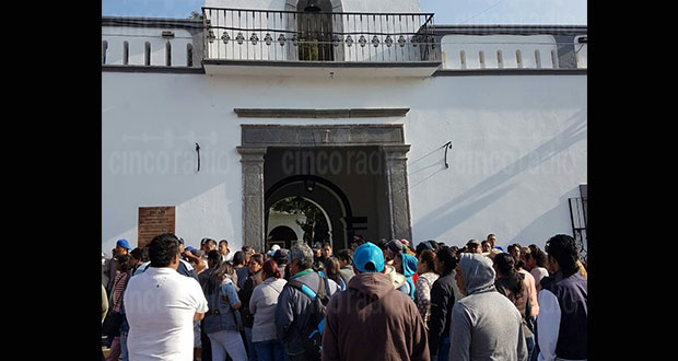 En Ahuatepec, pobladores rescatan a mujer levantada y toman alcaldía de Tecali. Foto: Twitter @JavierLopezDiaz