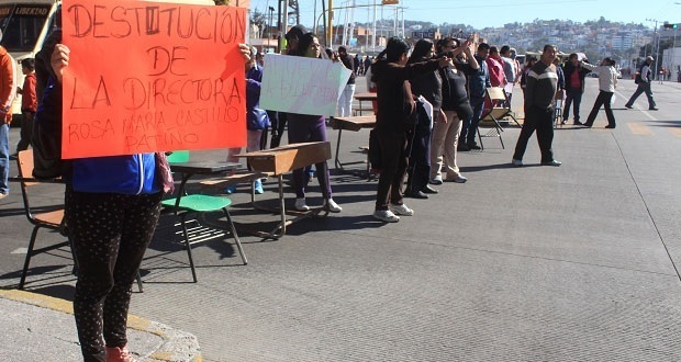 SEP suspende a directora por abuso en primaria de La Margarita. Jafet Moz / EsImagen