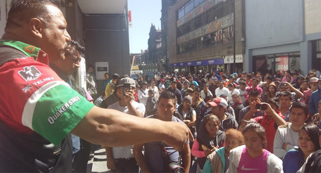 Vendedores ambulantes exigen regresar al Centro Histórico. Foto: Especial