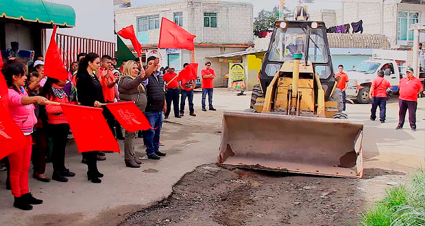 En Amozoc y Tepeaca, Antorcha da banderazo a obras públicas