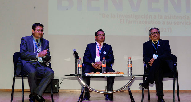 Universidades desconocen capacidad de farmacéuticos, opinan en BUAP