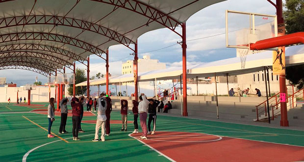 Delegación poblana participa en XII Torneo Nacional de Basquetbol