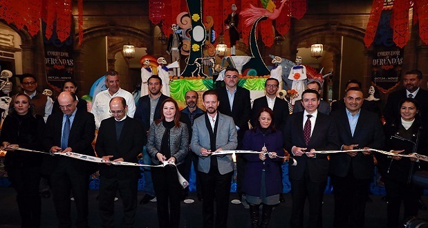 Arranca corredor de ofrendas con 19 altares dedicados a personajes