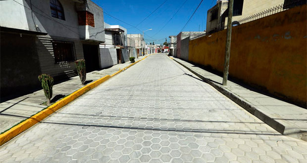 En La Libertad, construyen dos canchas y rehabilitan parque local