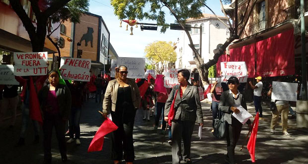 Piden renuncia de rectora de Universidad Tecnológica de Tehuacán