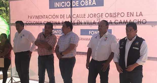 Inician pavimentación con concreto hidráulico en calles de Xicotepec