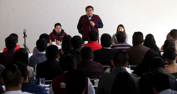 Jóvenes, fundamentales para cambio de régimen en 2018: Barbosa