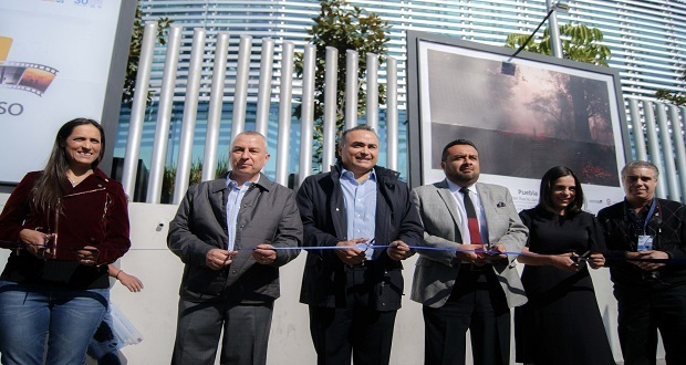 Imacp y la Fiscalía inaguran exposición fotográfica al aire libre