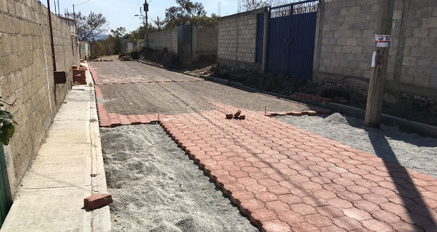 Obras gestionadas en Atlixco por Antorcha llevan avance de 80%