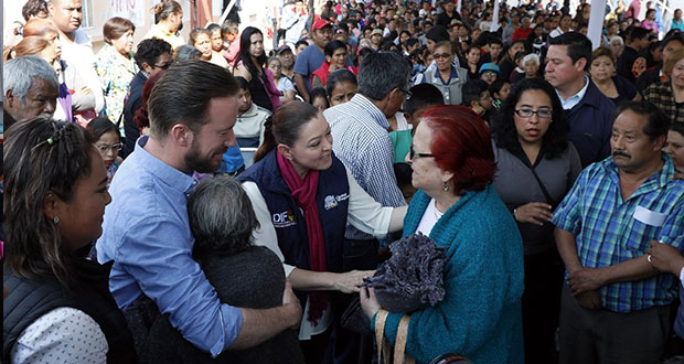 Banck entrega apoyos invernales en Ignacio Zaragoza