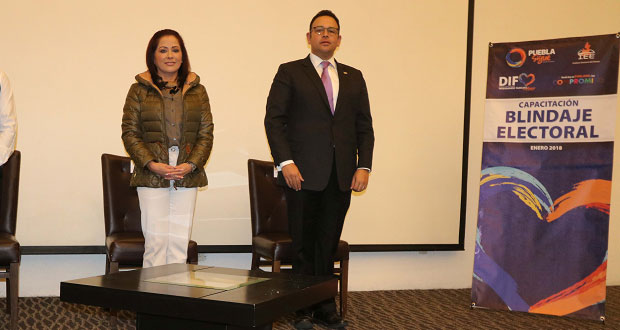 Capacitan a personal del Sedif contra uso electoral de programas