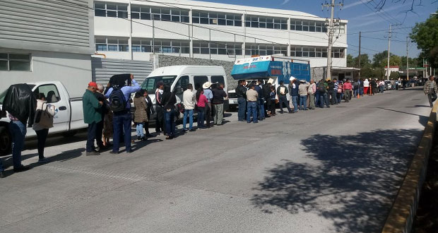 En medio del caos, se registran más de 500 por precandidaturas de Morena. Foto: EsImagen