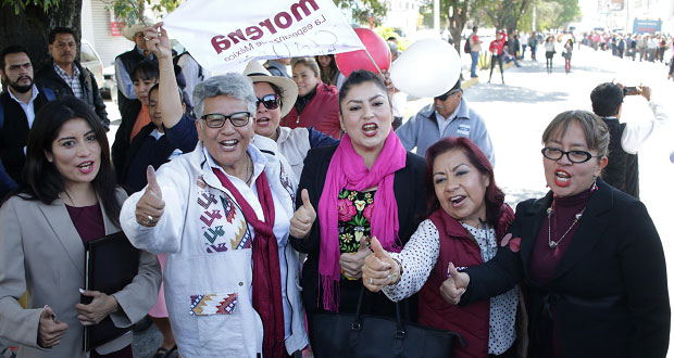 En medio del caos, se registran más de 500 por precandidaturas de Morena