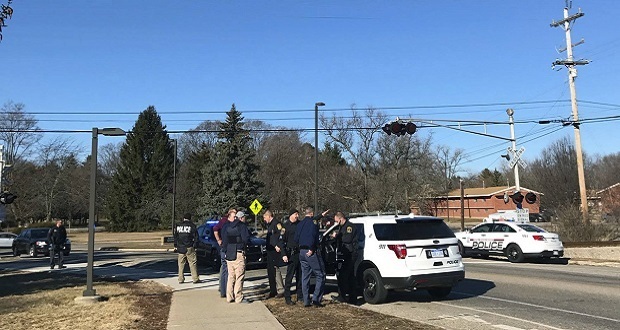 Tiroteo en Universidad de Michina deja dos muertos. Foto: El País