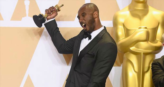 Con recolección de firmas buscan que le quiten Oscar a Kobe Bryant