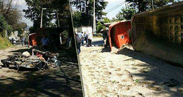 Por volcadura de tráiler mueren 2 adultos y bebé en Huixquilucan