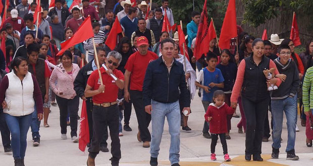 El CBTa 168 será una opción para la juventud: edil de Hueyapan
