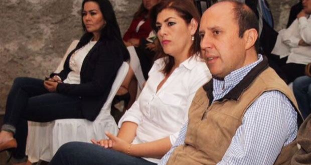 Manzanilla también quiere debatir con Roxana Luna y Karina Romero