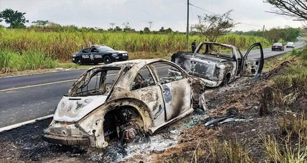 Hallan vehículos calcinados de 6 jóvenes desaparecidos en Oaxaca