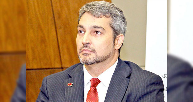¿El próximo presidente de Paraguay está relacionado con un dictador?