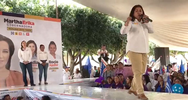 En Tochtepec, Navarro pide no dejarse engañar por políticas priistas