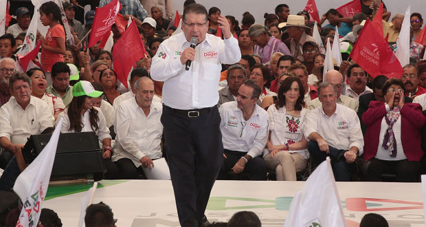 De ganar Presidencia, Meade apoyará cambio de Puebla: Doger