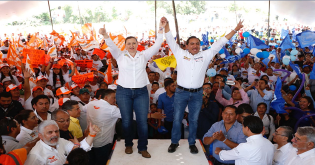 Promete Martha Erika mejorar servicios en Quimixtlán
