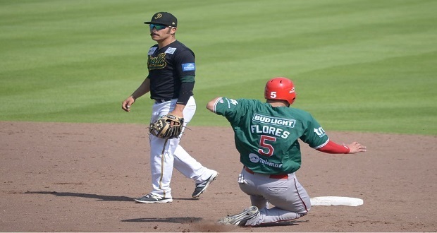 Pericos de Puebla barre a Campeche; se ilusionan con playoffs