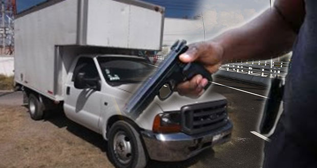 Roban camioneta con cuatro toros en carretera El Seco-Acutzingo