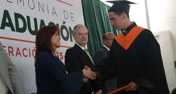 Egresan 66 alumnos de 2ª generación de preparatoria Udlap-Sedif