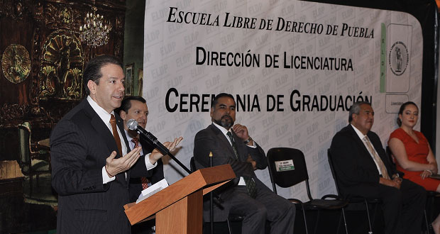 De 392 mil abogados ejerciendo, 90.3% con licenciatura: experto