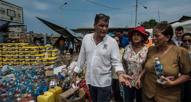 Por secuestro, ordenan captura de Correa, expresidente de Ecuador