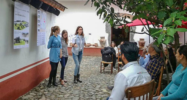 Alumnos de Udlap presentan plan para regenerar plaza de Tochimilco