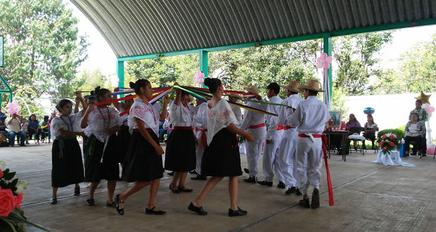 Se gradúa 1ª generación de bachillerato “Nueva Creación” en Cuautlita