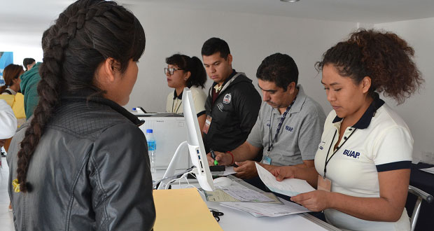 Se inscriben 6 mil estudiantes a licenciaturas y TSU de BUAP