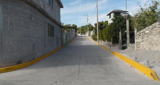 Alcaldesa de Tepexi entrega obras en barrio San Vicente