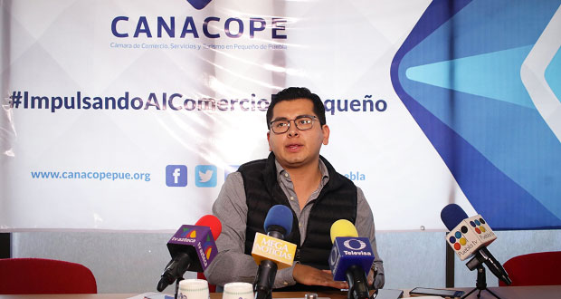Canacope registra pérdidas del 35% durante clases por ambulantaje