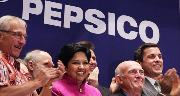 Indra Nooyi dejará de ser CEO de Pepsi