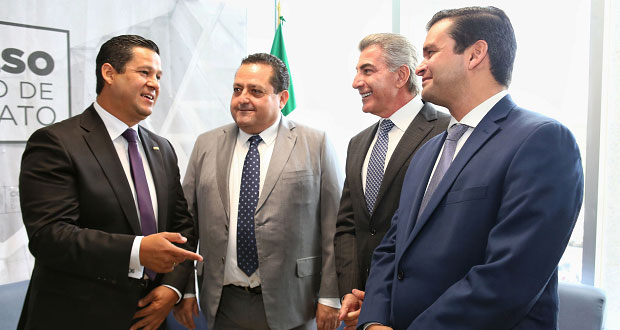 Gali va a toma de protesta del gobernador panista de Guanajuato