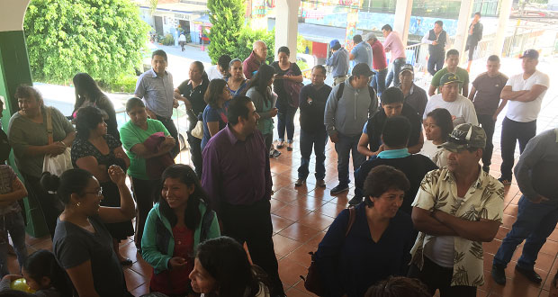 Acusan que concejo de Ocoyucan niega apoyo a docentes