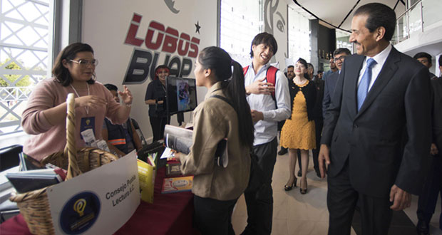 Participan 70 empresas en encuentro de emprendimiento de la BUAP