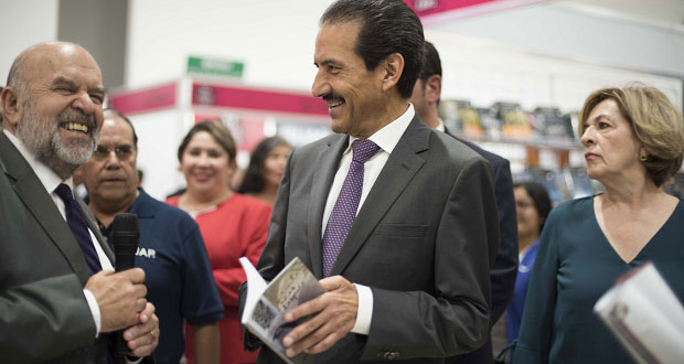 Con más de 60 editoriales, inicia Feria Nacional del Libro de la BUAP