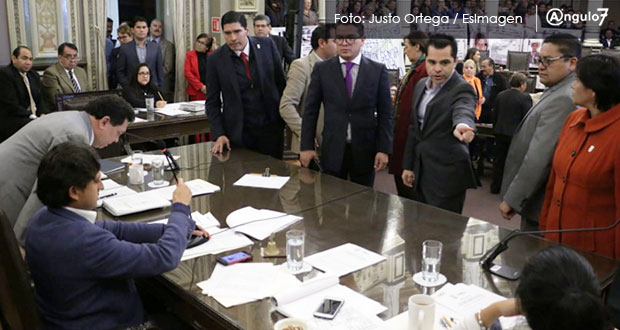 Frente y PRI revientan sesión del Congreso tras aprobarse transparentar PPS